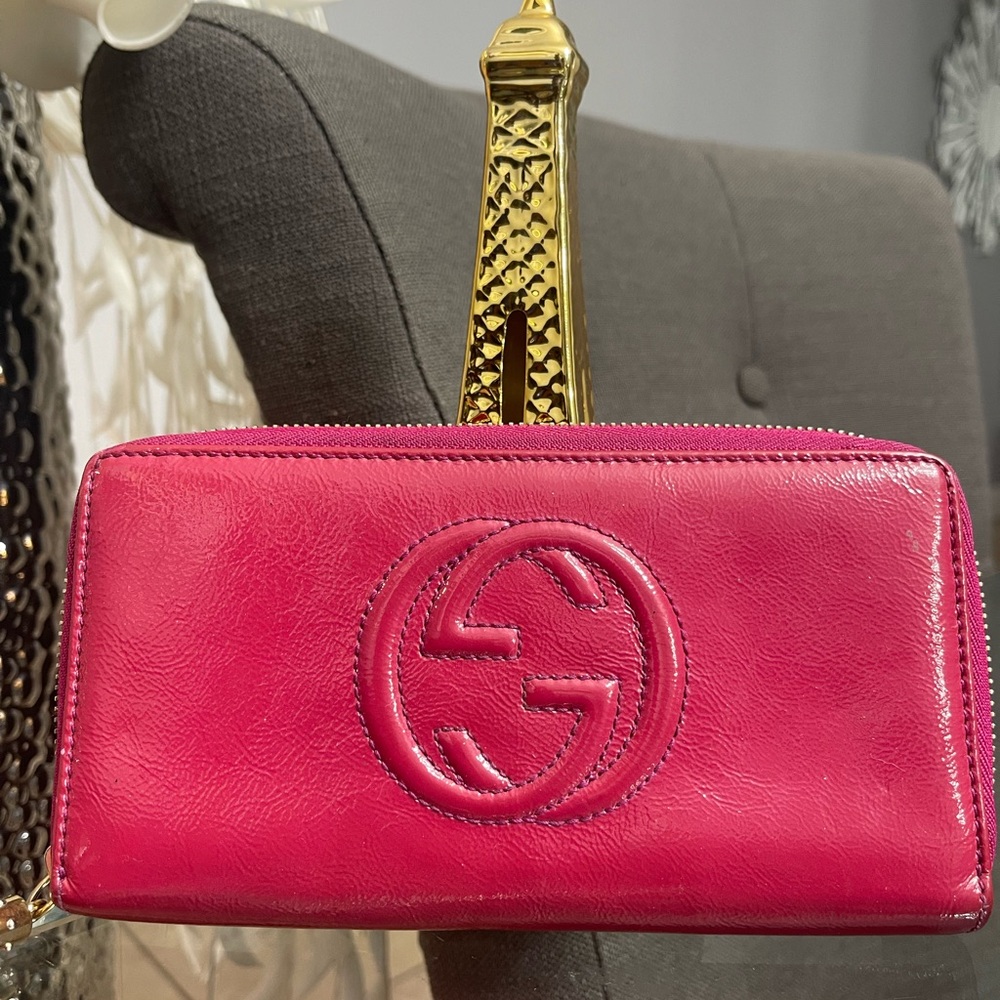 Gucci Soho Zip-around Wallet